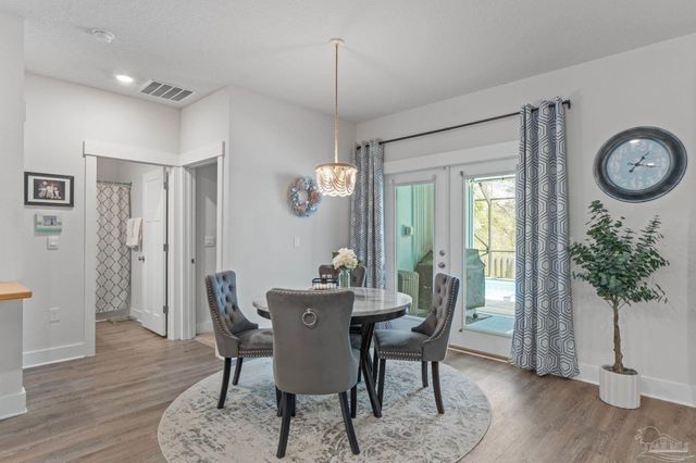 1500 Ballyhoo Dr, Gulf Breeze, FL 32563