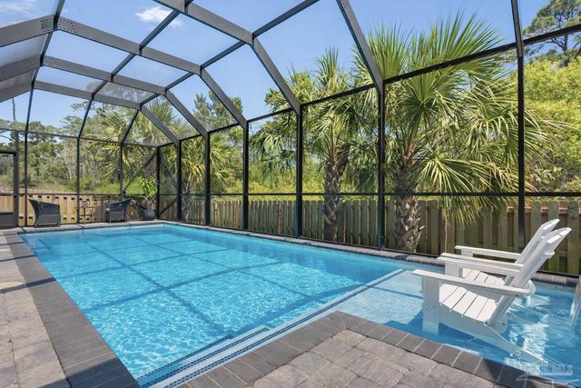 1500 Ballyhoo Dr, Gulf Breeze, FL 32563