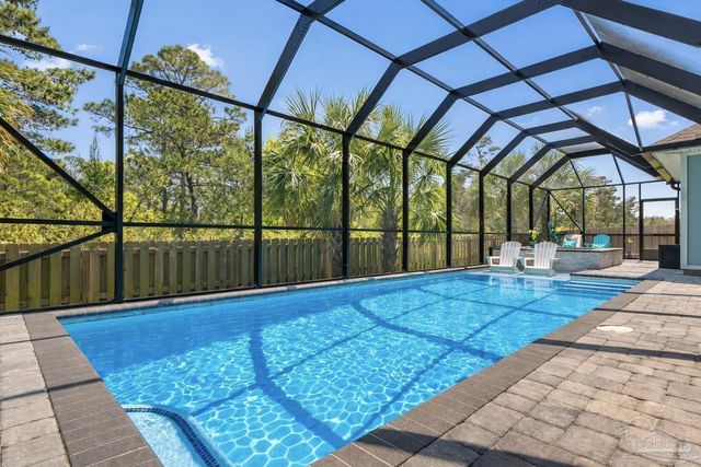 1500 Ballyhoo Dr, Gulf Breeze, FL 32563