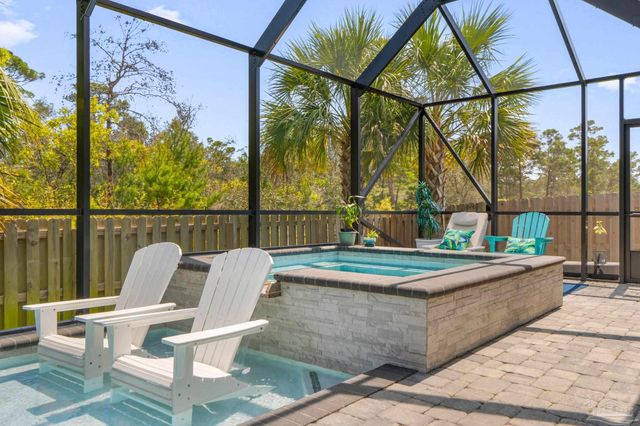 1500 Ballyhoo Dr, Gulf Breeze, FL 32563