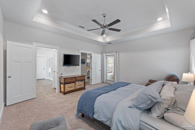 1500 Ballyhoo Dr, Gulf Breeze, FL 32563