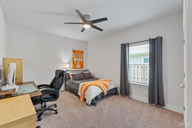 1500 Ballyhoo Dr, Gulf Breeze, FL 32563