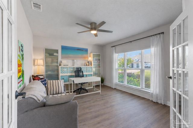 1500 Ballyhoo Dr, Gulf Breeze, FL 32563