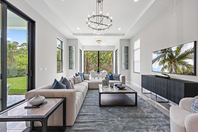 13358 Artisan Circle, Palm Beach Gardens, FL 33418