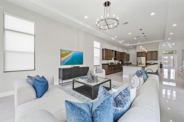 13358 Artisan Circle, Palm Beach Gardens, FL 33418