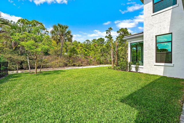 13358 Artisan Circle, Palm Beach Gardens, FL 33418