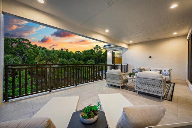 13358 Artisan Circle, Palm Beach Gardens, FL 33418