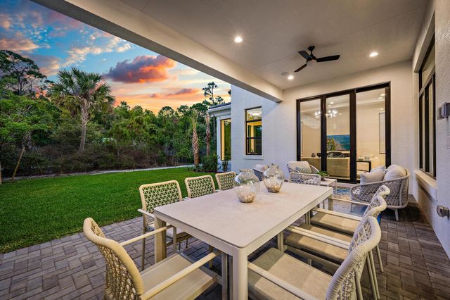 13358 Artisan Circle, Palm Beach Gardens, FL 33418