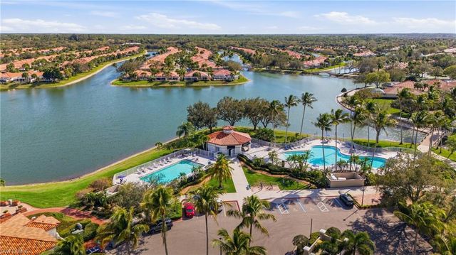 3614 El Segundo CT, Naples, FL 34109