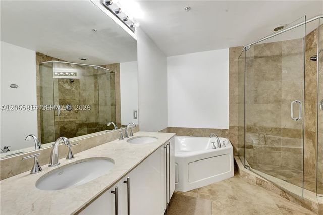 3030 NE 188th St 603, Aventura, FL 33180