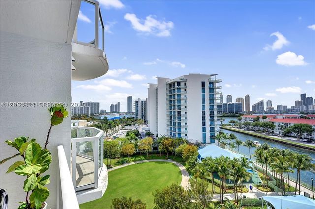 3030 NE 188th St 603, Aventura, FL 33180