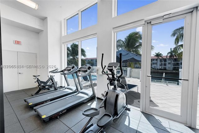 3030 NE 188th St 603, Aventura, FL 33180