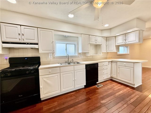 35 Ohio Avenue, Charleston, WV 25302