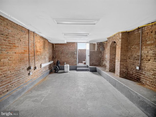 629 N DUNCAN ST, Baltimore, MD 21205