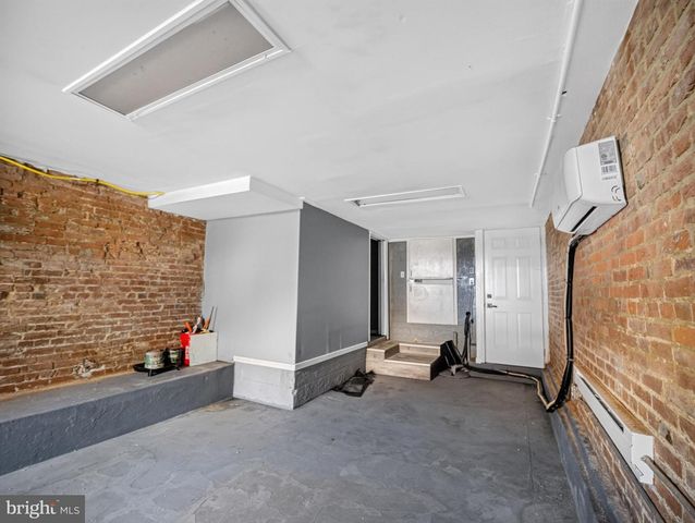 629 N DUNCAN ST, Baltimore, MD 21205
