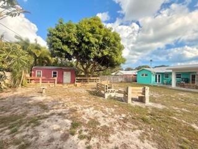 8867 SE Rigdon Way, Hobe Sound, FL 33455