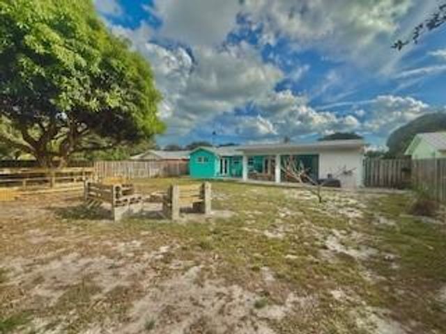 8867 SE Rigdon Way, Hobe Sound, FL 33455