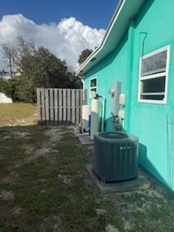 8867 SE Rigdon Way, Hobe Sound, FL 33455