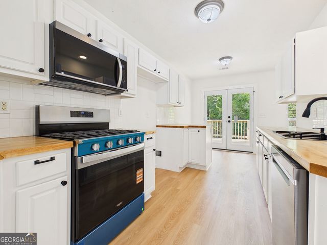 75 Lauren Overlook, Newnan, GA 30263