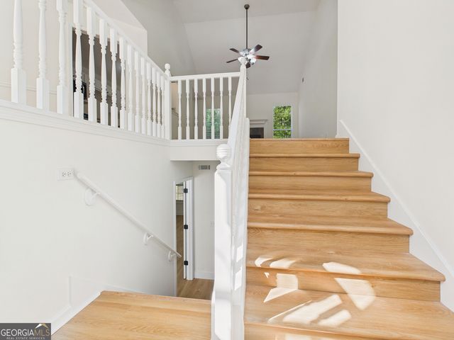 75 Lauren Overlook, Newnan, GA 30263