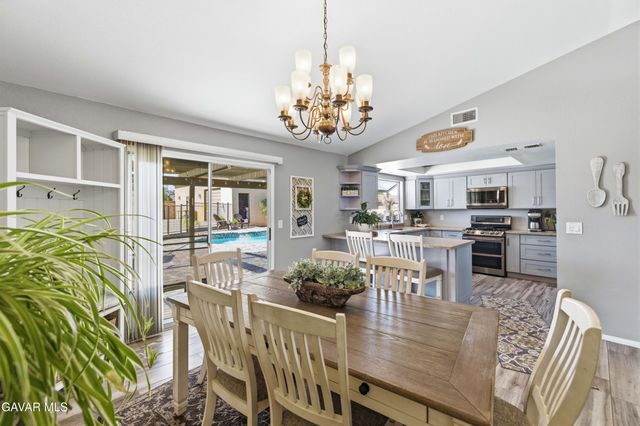 3218 W Avenue L 6, Lancaster, CA 93536