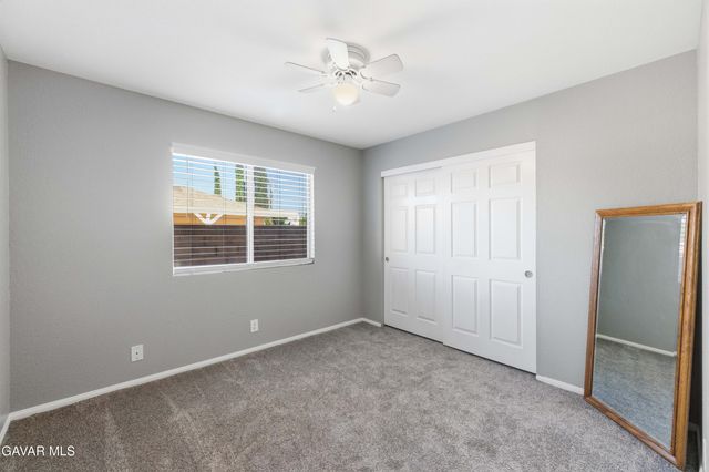 3218 W Avenue L 6, Lancaster, CA 93536