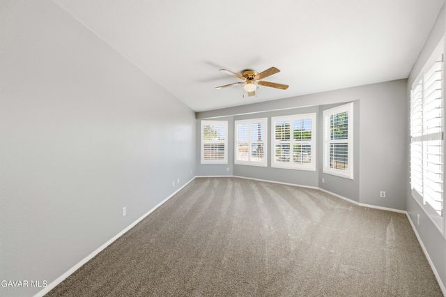 3218 W Avenue L 6, Lancaster, CA 93536