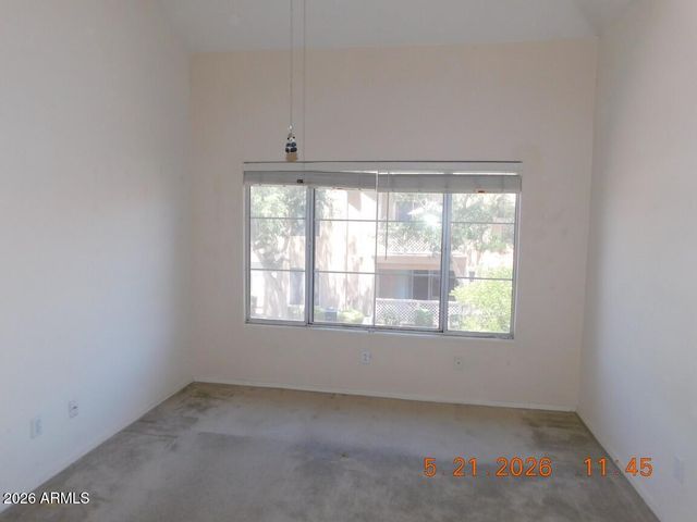 1633 E LAKESIDE Drive 122, Gilbert, AZ 85234