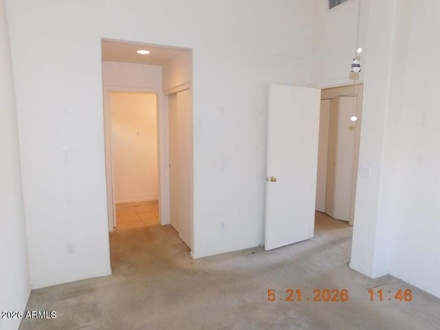 1633 E LAKESIDE Drive 122, Gilbert, AZ 85234