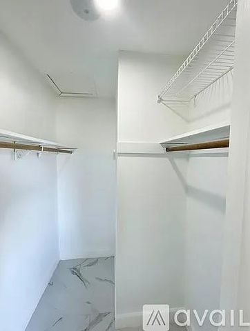 2308 NW 3rd Avenue 4, Wilton Manors, FL 33311