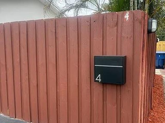 2308 NW 3rd Avenue 4, Wilton Manors, FL 33311