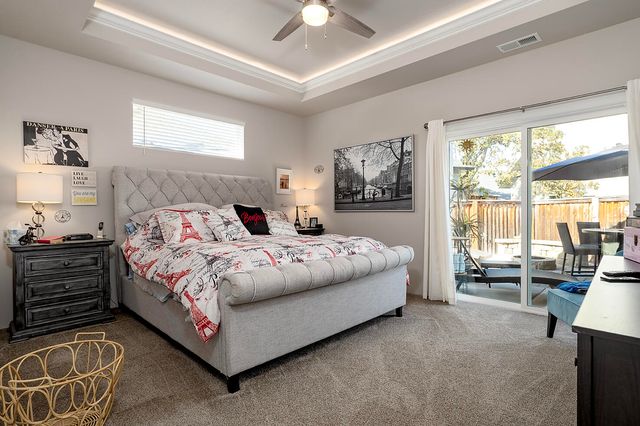 2035 Rabun Way, Central Point, OR 97502