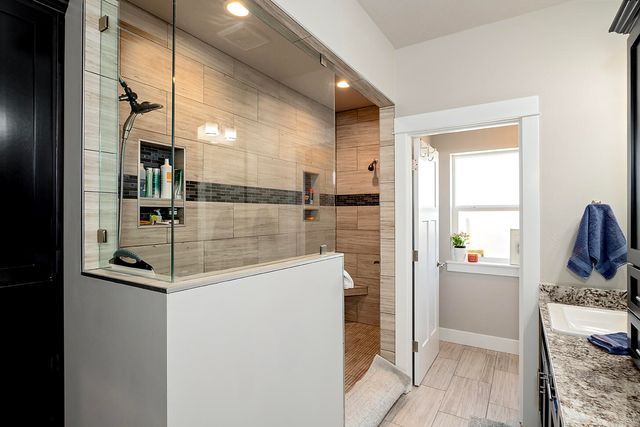 2035 Rabun Way, Central Point, OR 97502