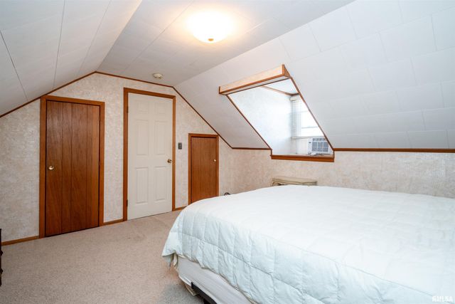 1103 W STRATFORD Drive, Peoria, IL 61614