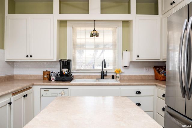 1103 W STRATFORD Drive, Peoria, IL 61614