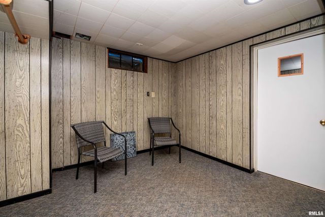 1103 W STRATFORD Drive, Peoria, IL 61614