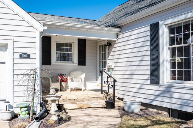 1103 W STRATFORD Drive, Peoria, IL 61614