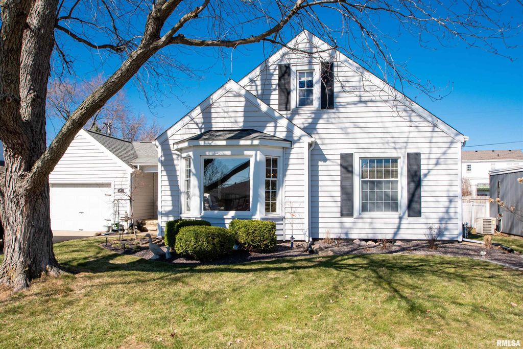 1103 W STRATFORD Drive, Peoria, IL 61614