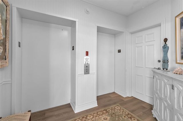 393 N POINT ROAD 401, Osprey, FL 34229