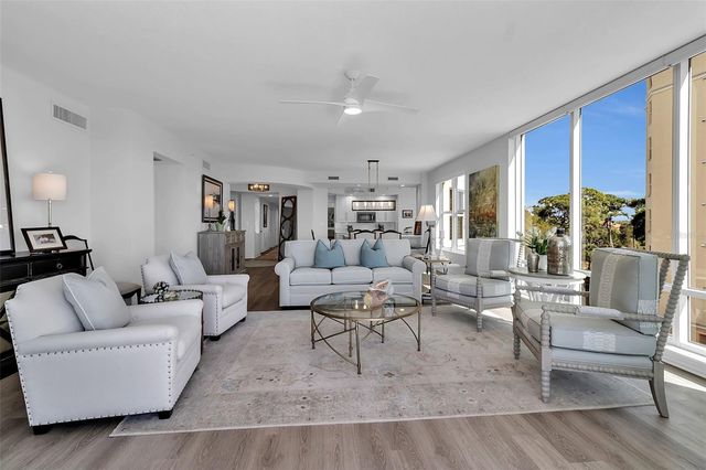 393 N POINT ROAD 401, Osprey, FL 34229