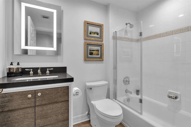 393 N POINT ROAD 401, Osprey, FL 34229