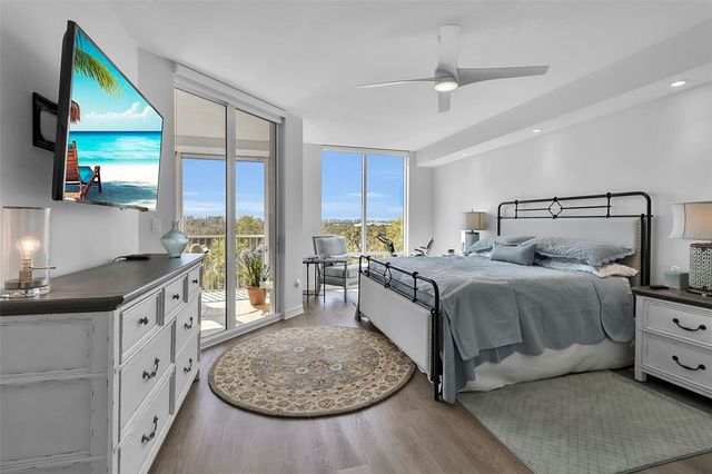 393 N POINT ROAD 401, Osprey, FL 34229