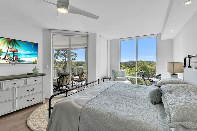 393 N POINT ROAD 401, Osprey, FL 34229