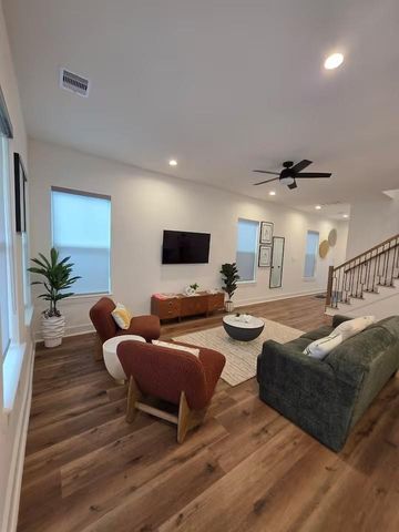 1106 Paul Quinn Street K, Houston, TX 77091