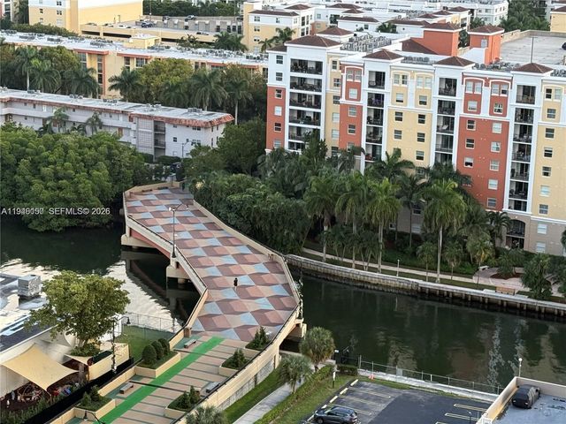 251 SE 174th St 2012, Sunny Isles Beach, FL 33160