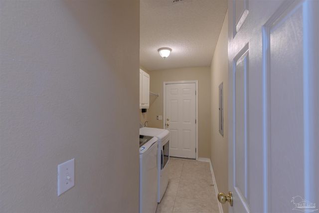 1230 Grand Ridge Cir, Gulf Breeze, FL 32563