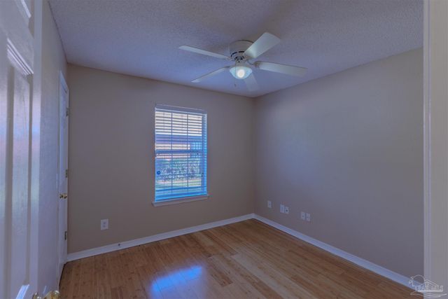 1230 Grand Ridge Cir, Gulf Breeze, FL 32563