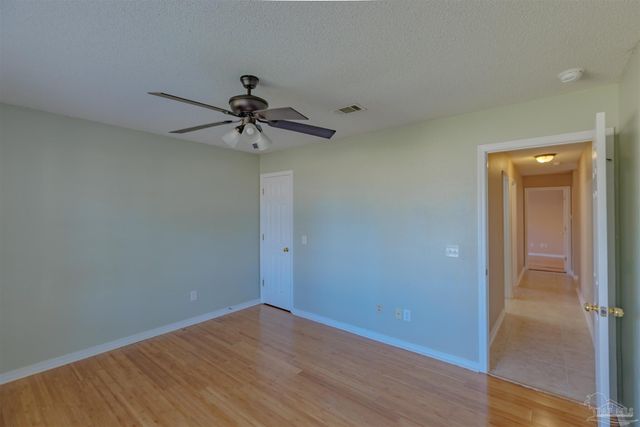 1230 Grand Ridge Cir, Gulf Breeze, FL 32563