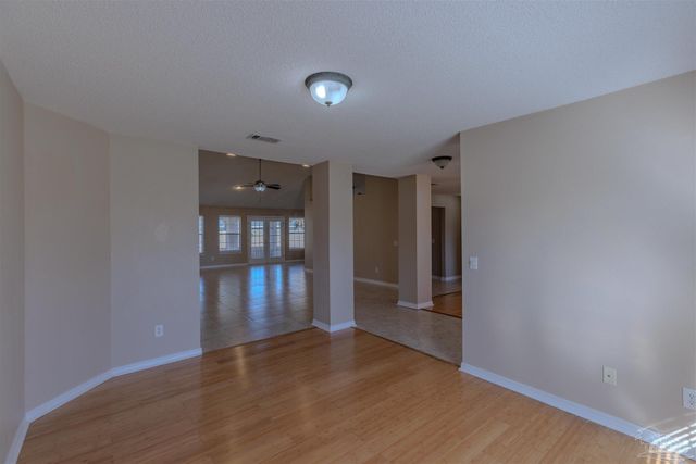 1230 Grand Ridge Cir, Gulf Breeze, FL 32563