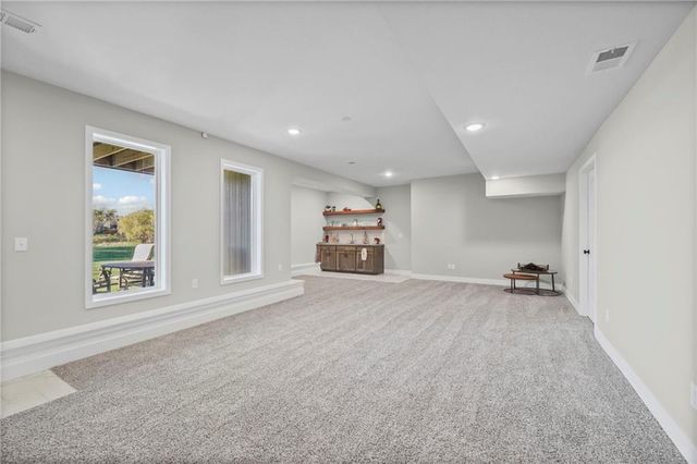 814 NW Hickory Ridge Drive, Grain Valley, MO 64029